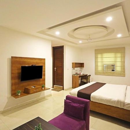 Hotel Urban Luxury New Delhi Extérieur photo