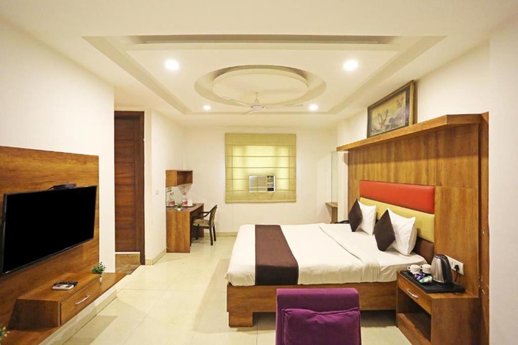 Hotel Urban Luxury New Delhi Extérieur photo