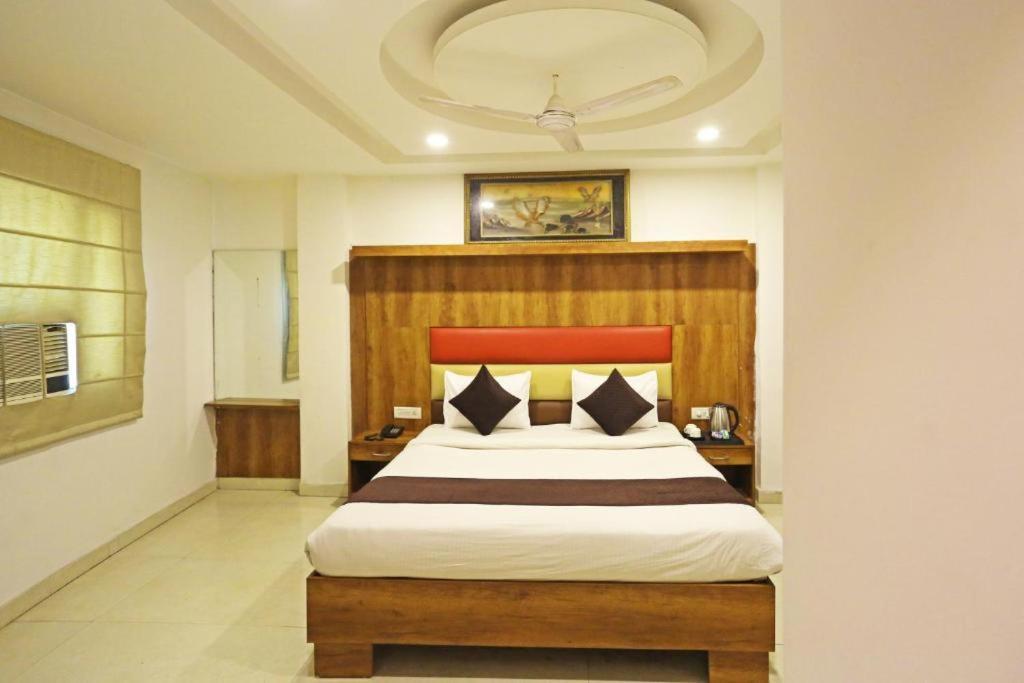 Hotel Urban Luxury New Delhi Extérieur photo